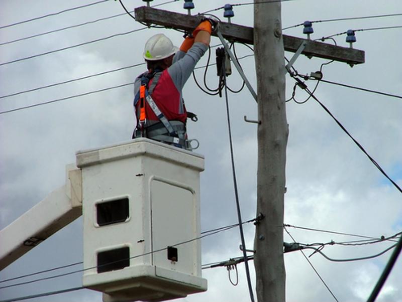 Work on utility poles doesn't have to be a barrier to FTTH adoption.